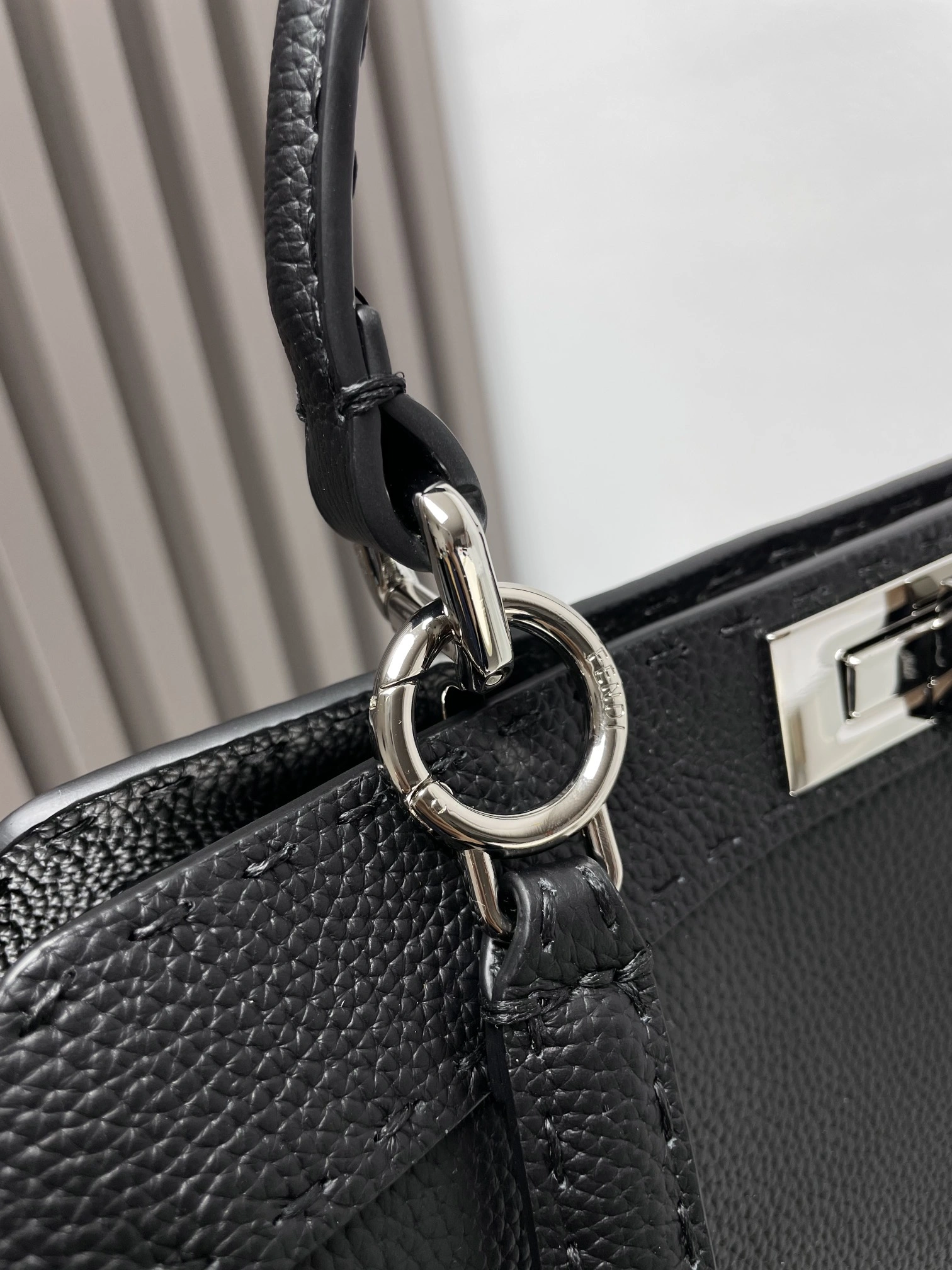 Fendi Peekaboo Bags Stylish 69878