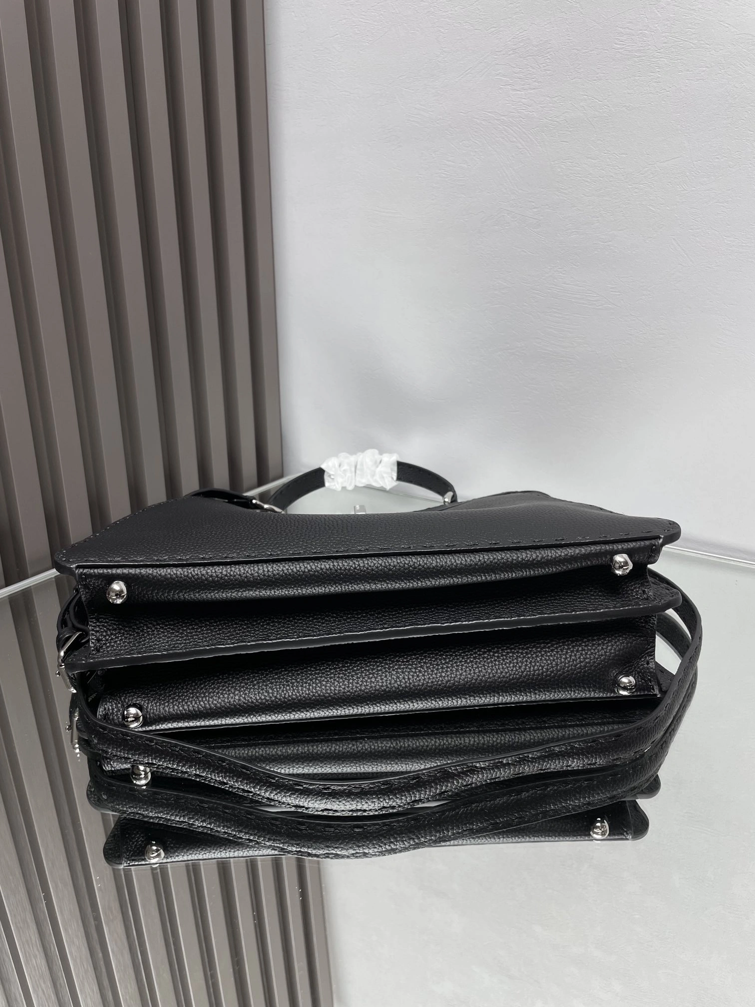 Fendi Peekaboo Bags Stylish 69878