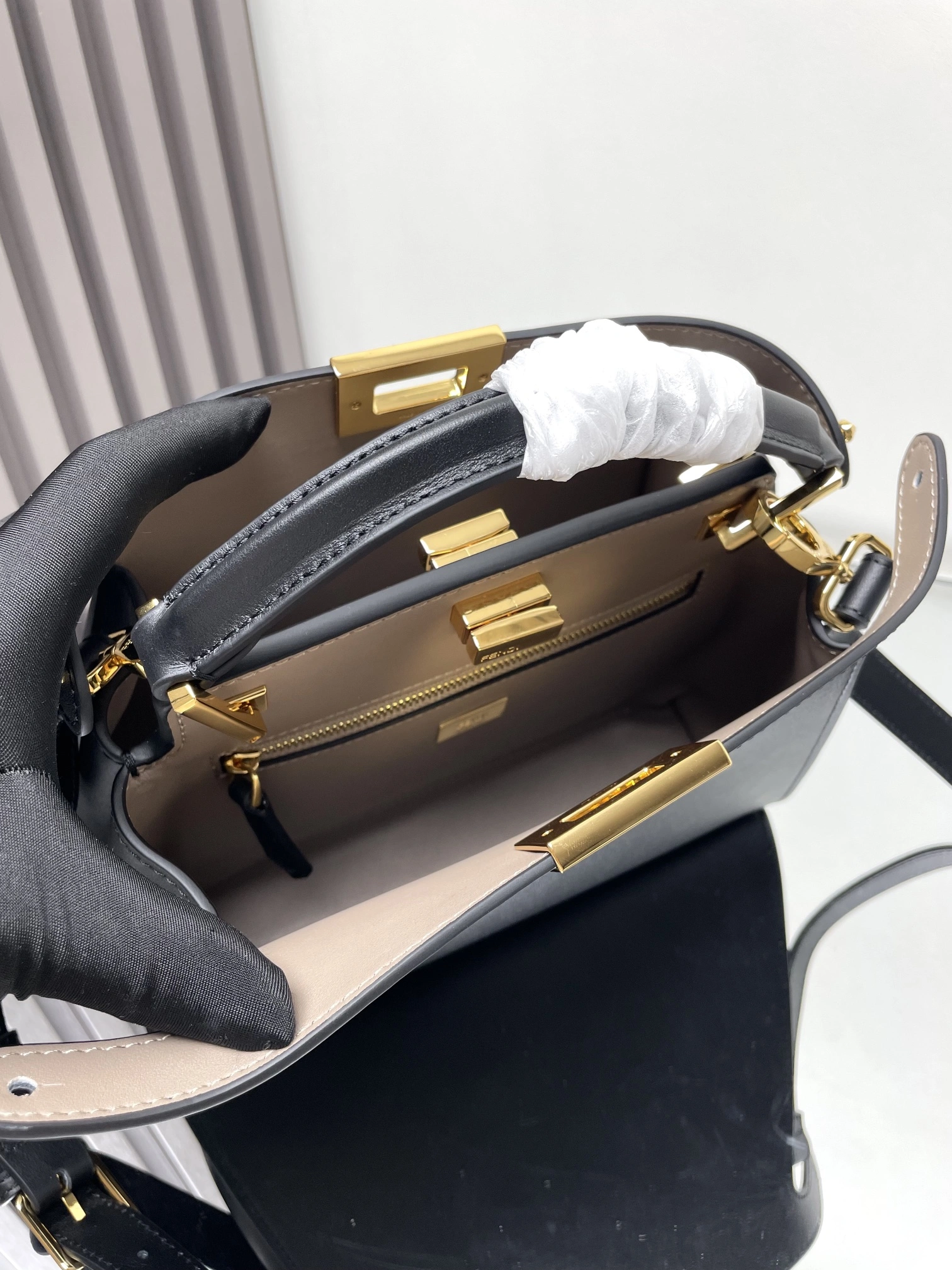 QuickDry Fendi Peekaboo Bags 69876