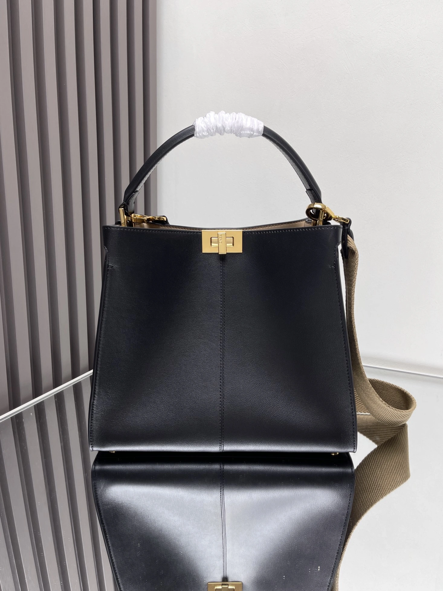 Fendi Peekaboo Bags Durable 69871