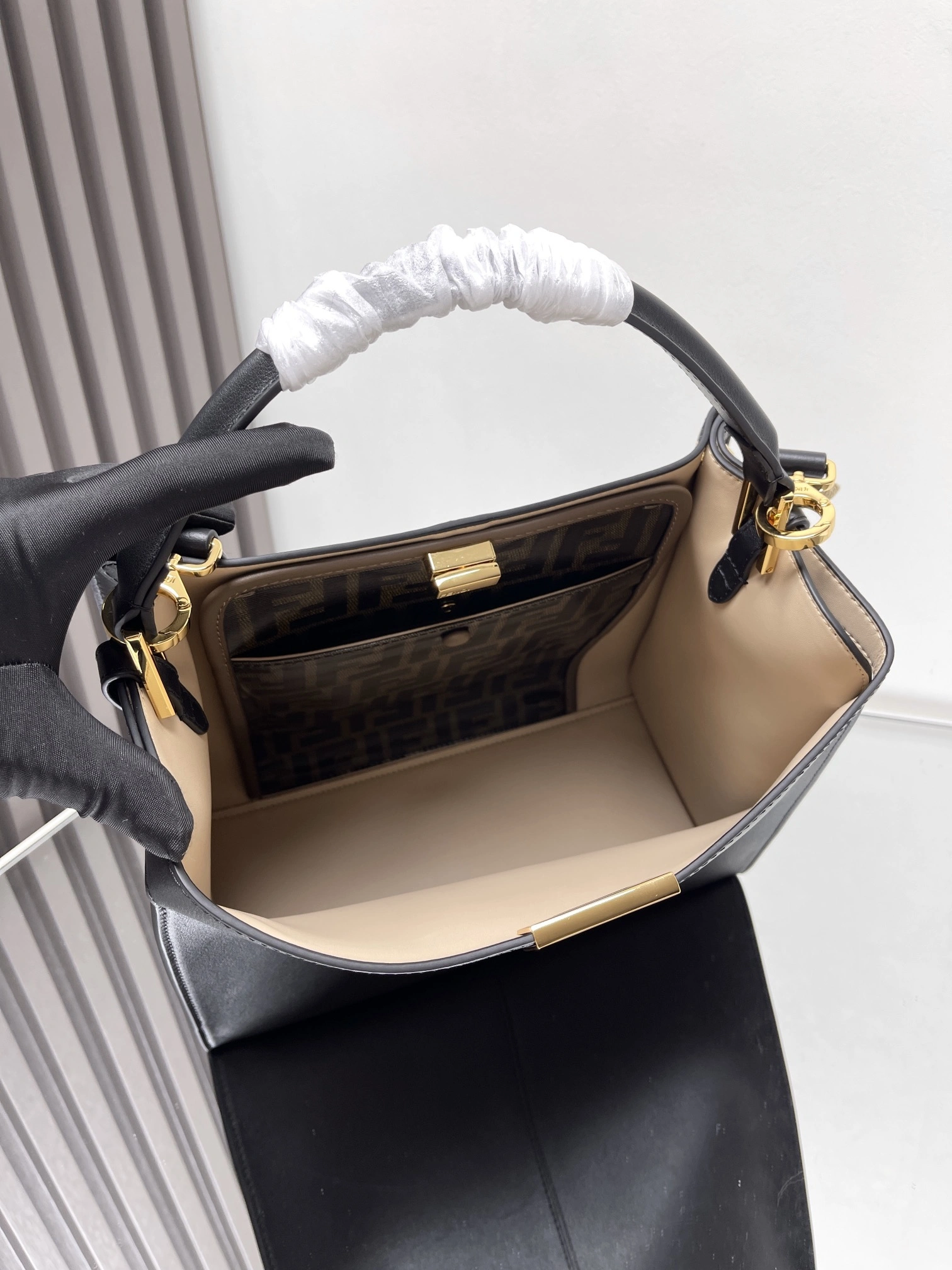 Fendi Peekaboo Bags Durable 69871