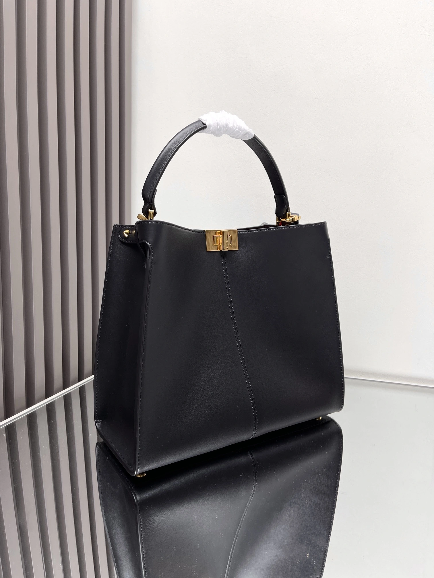 SmoothTexture Fendi Peekaboo Bags 69946
