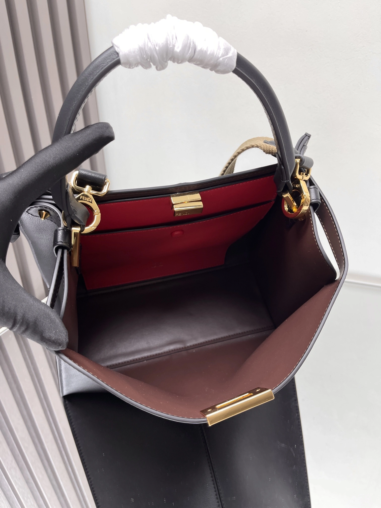 SmoothTexture Fendi Peekaboo Bags 69946