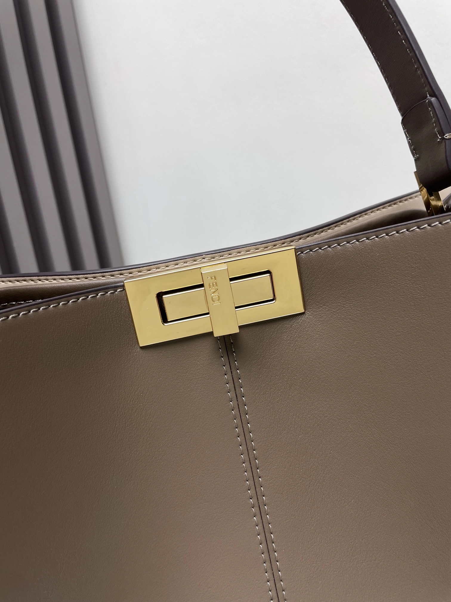 QuickDry Fendi Peekaboo Bags 69905