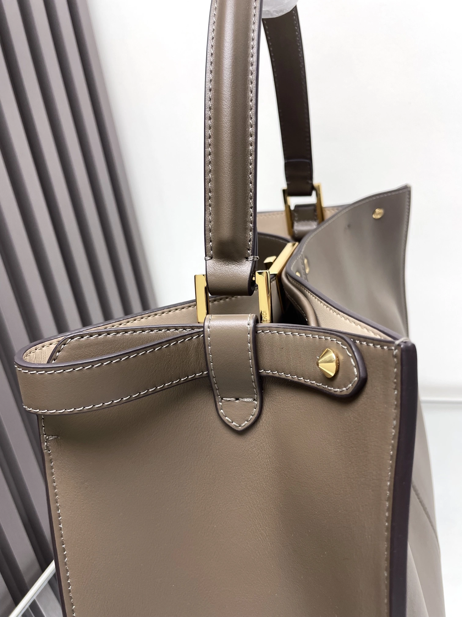 QuickDry Fendi Peekaboo Bags 69905
