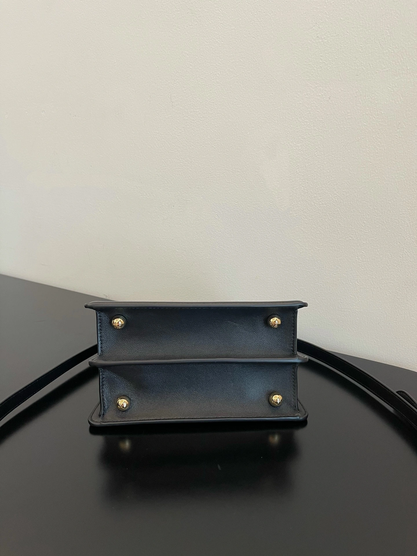 RelaxedFit Fendi Peekaboo Bags 69873