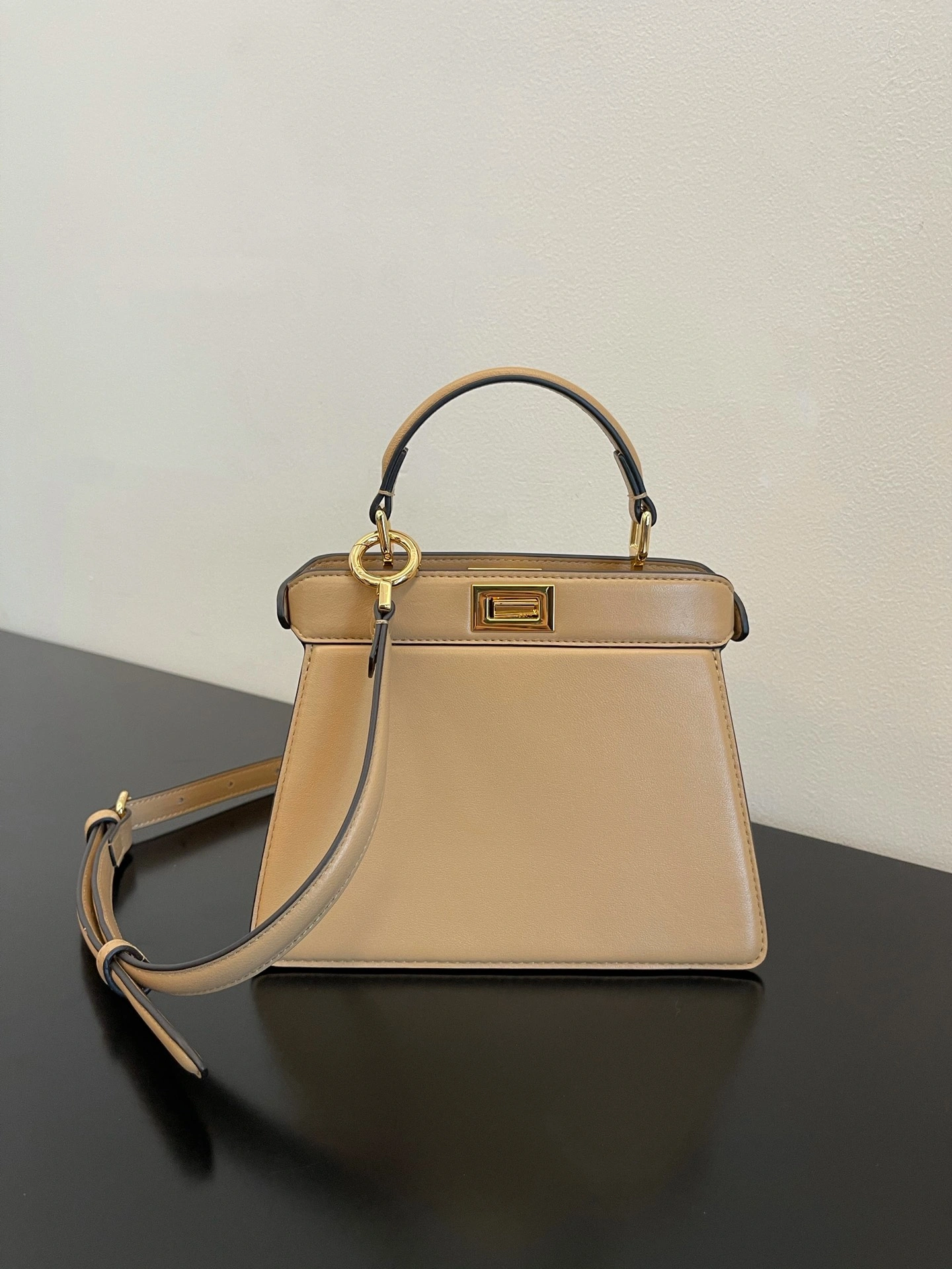 Fendi Peekaboo Bags Affordable 69870