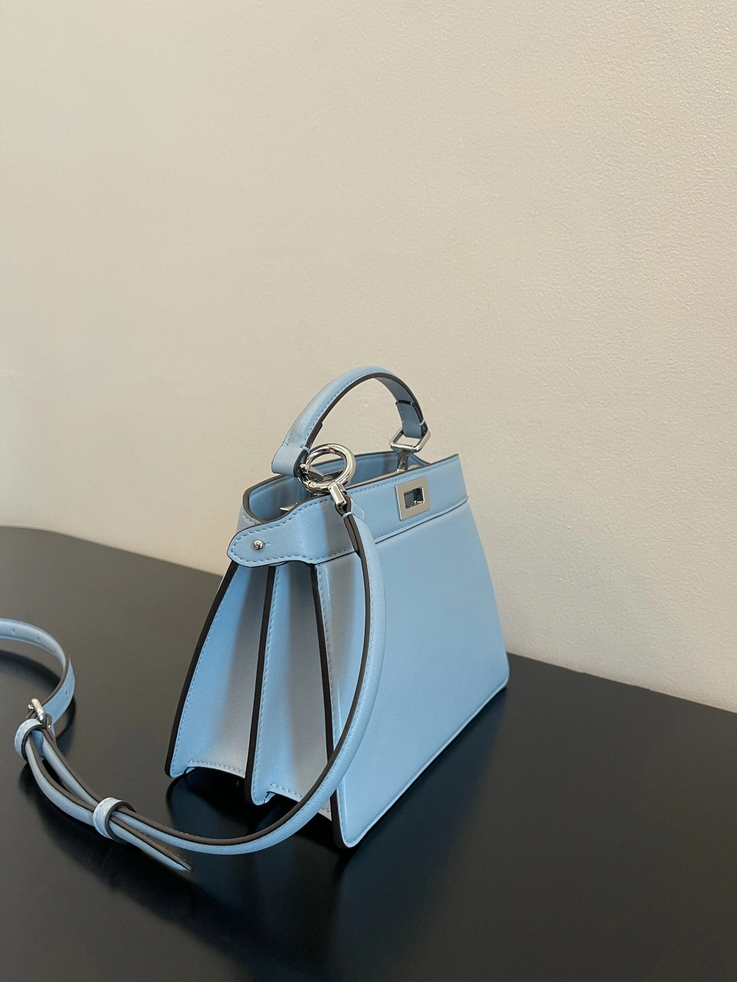 Fendi Peekaboo Bags Unique 69862