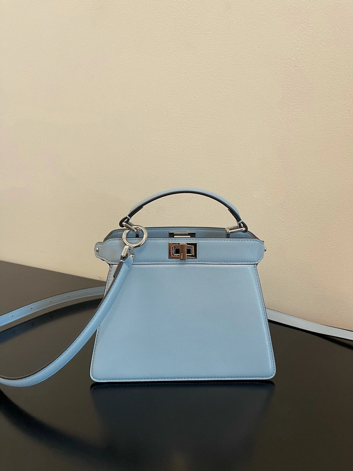 Fendi Peekaboo Bags Unique 69862