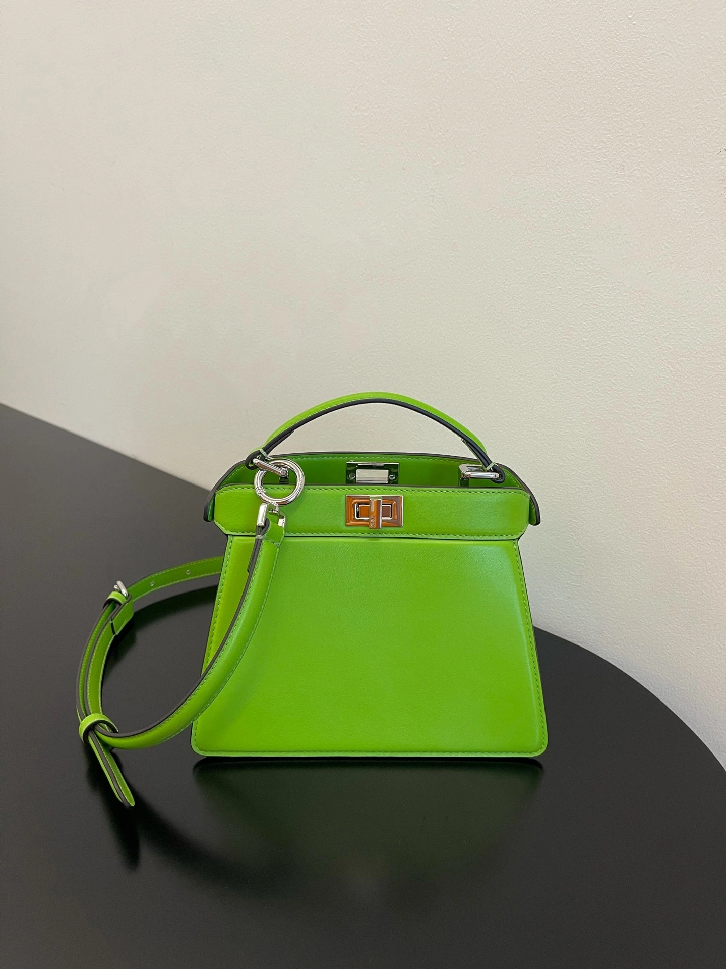 Youthful Fendi Peekaboo Bags 69897
