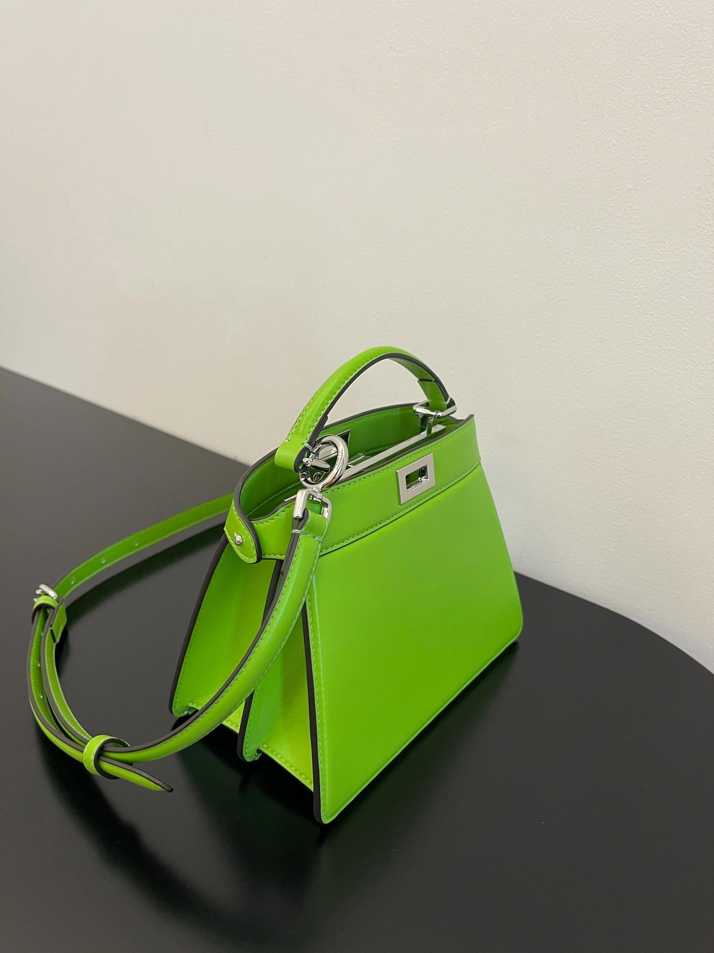 Youthful Fendi Peekaboo Bags 69897