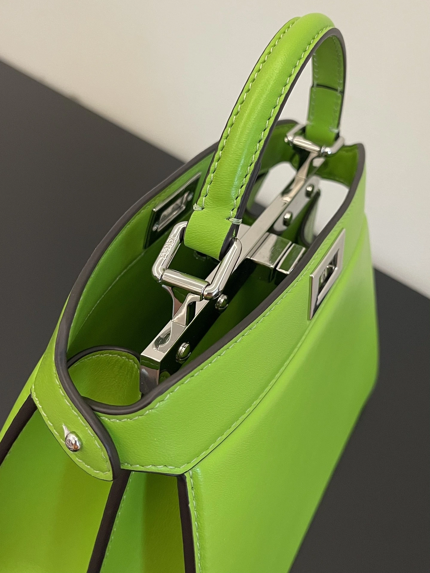 Youthful Fendi Peekaboo Bags 69897