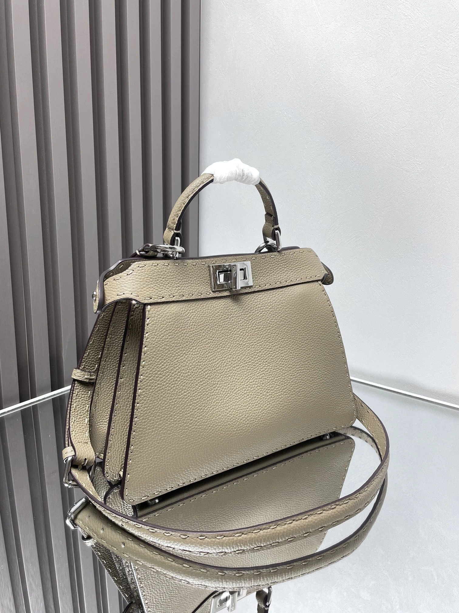 Fendi Peekaboo Bags Bold 69856