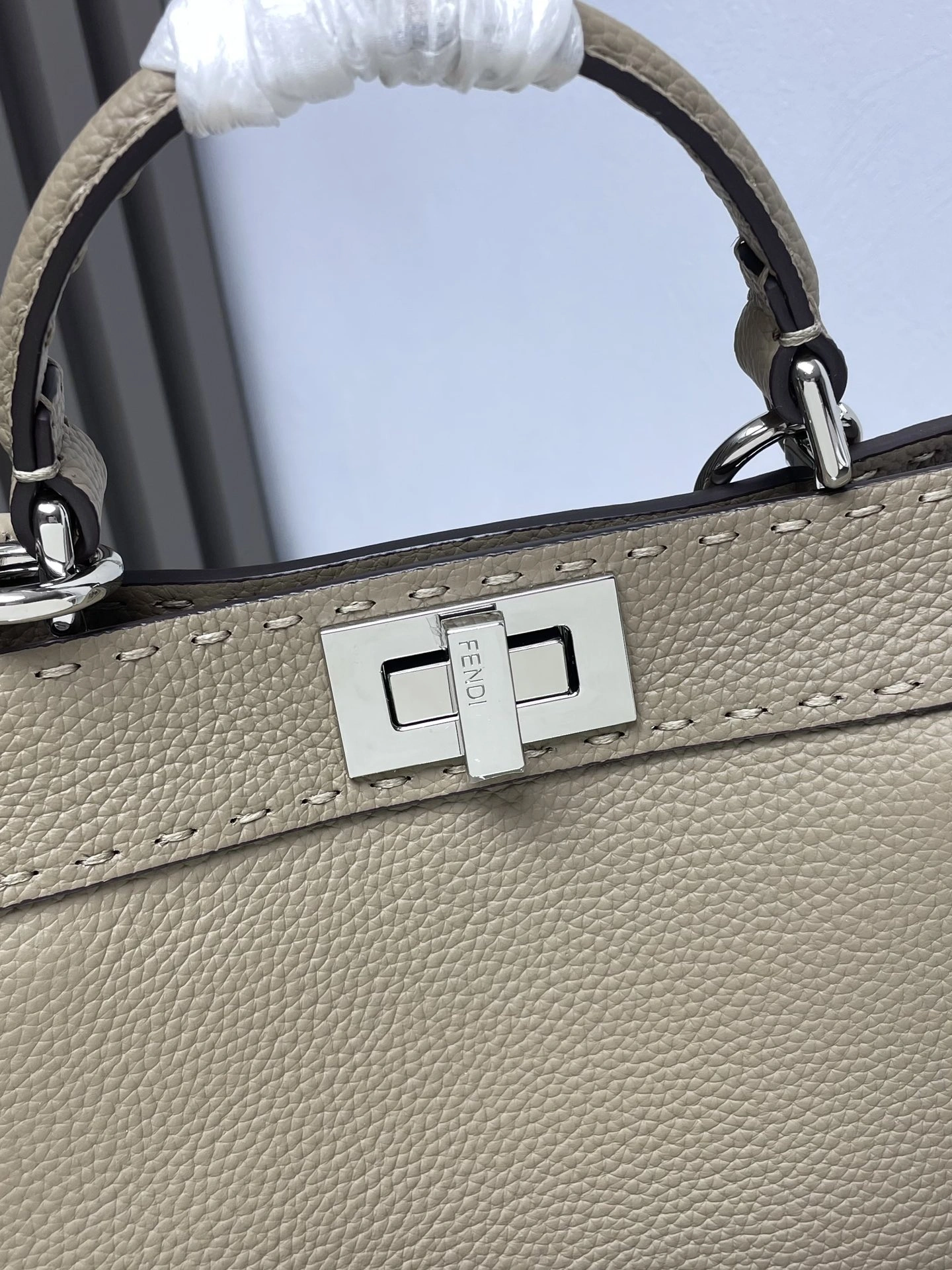 Fendi Peekaboo Bags Bold 69856