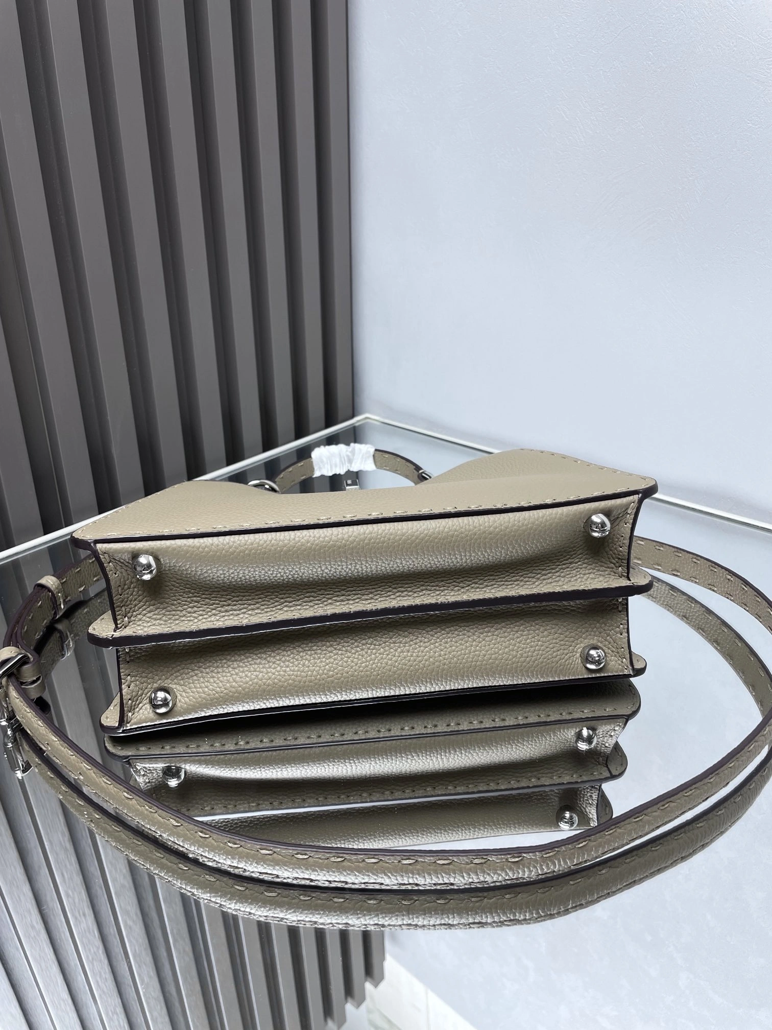 Fendi Peekaboo Bags Bold 69856