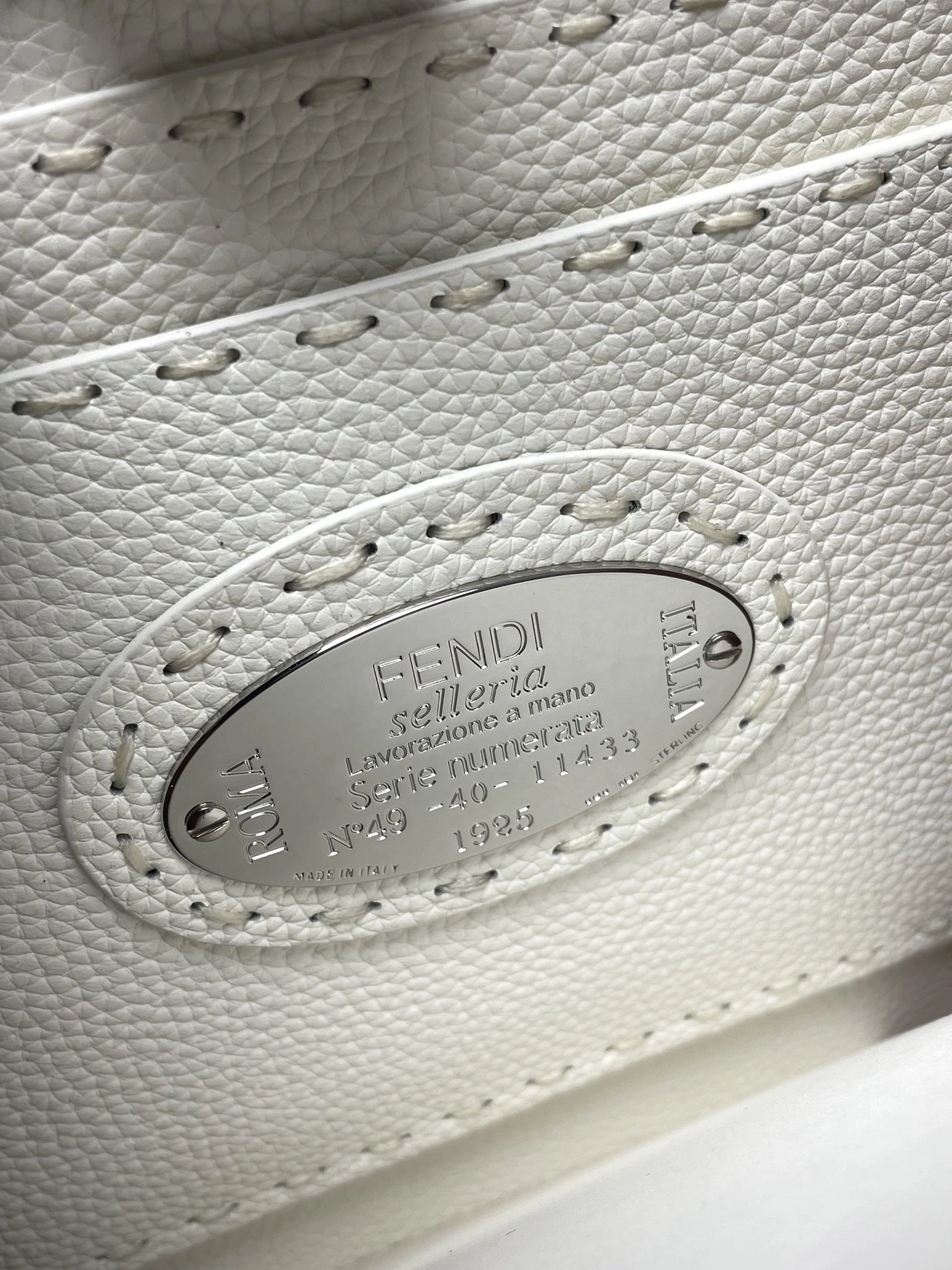 Refined Fendi Peekaboo Bags 69857
