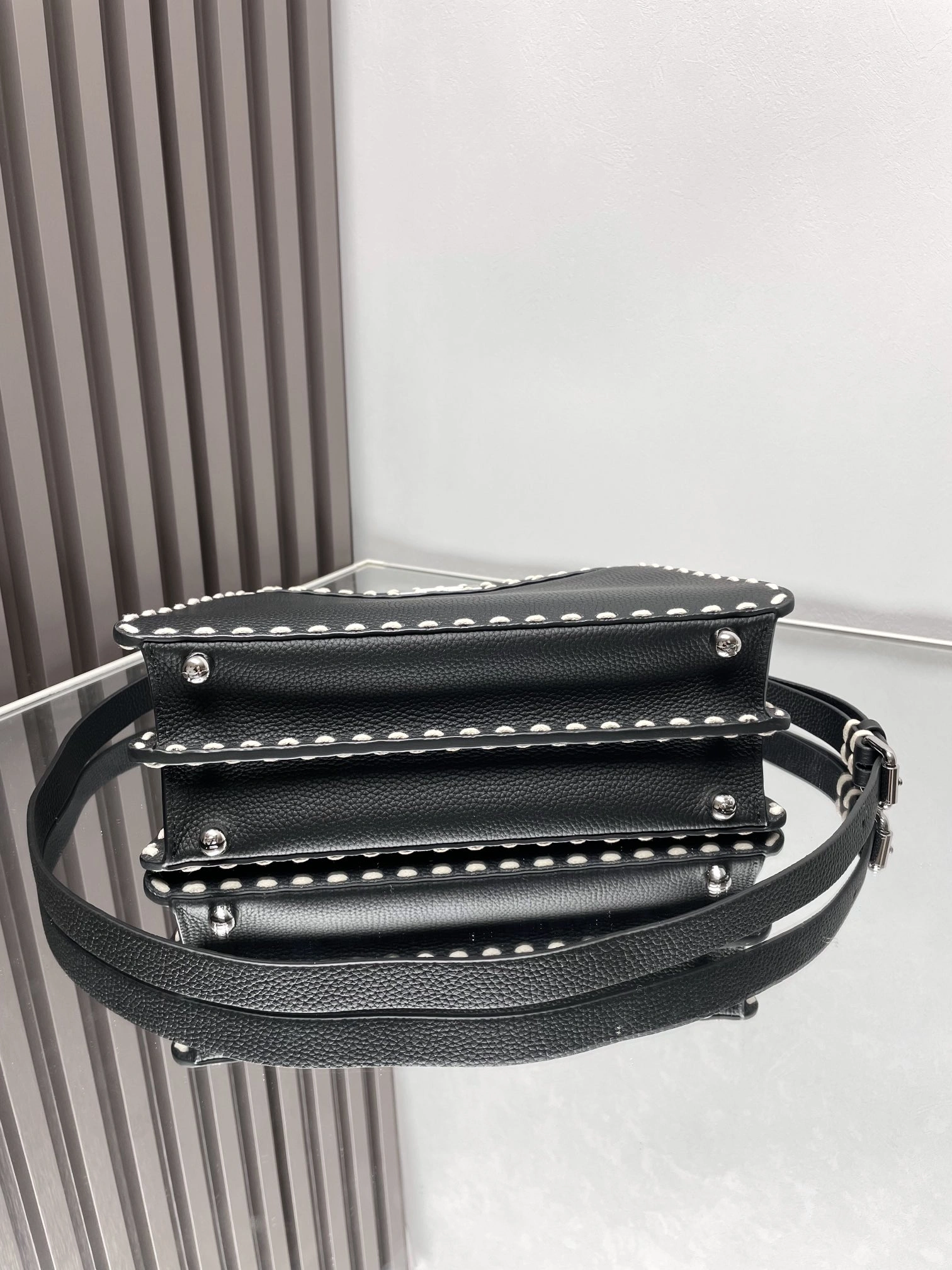 ComfortFit Fendi Peekaboo Bags 69836