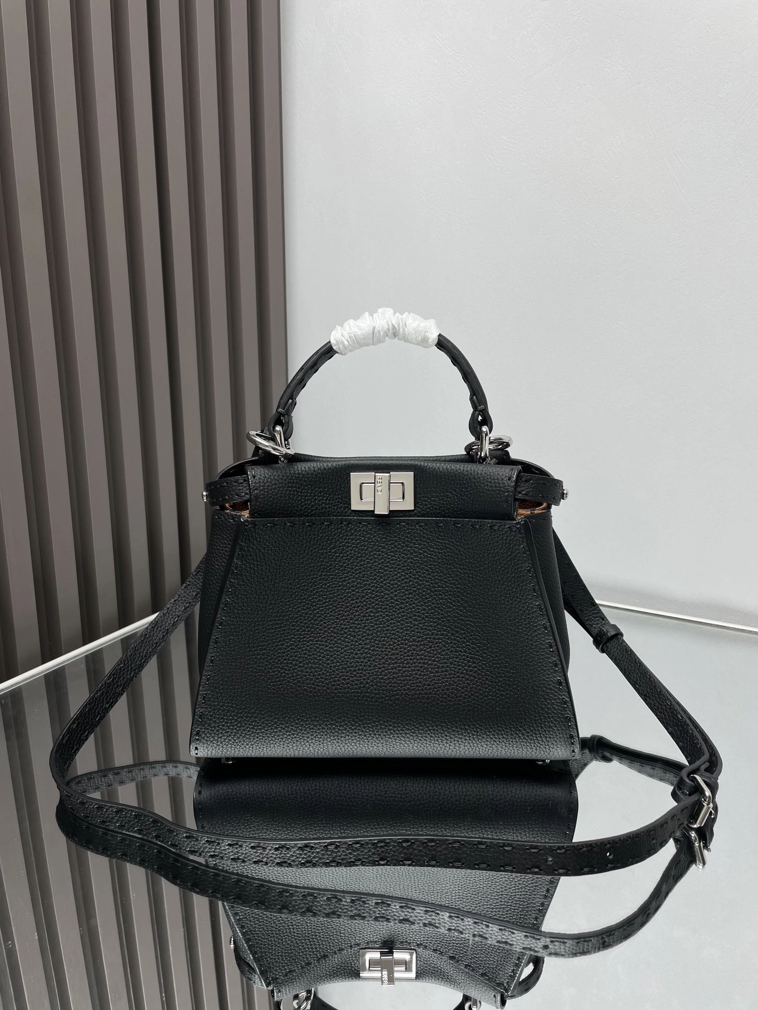 Fendi Peekaboo Bags Minimalist 69843