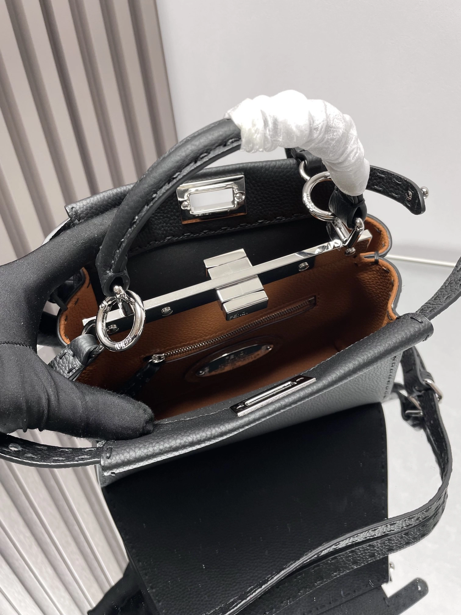 Fendi Peekaboo Bags Minimalist 69843