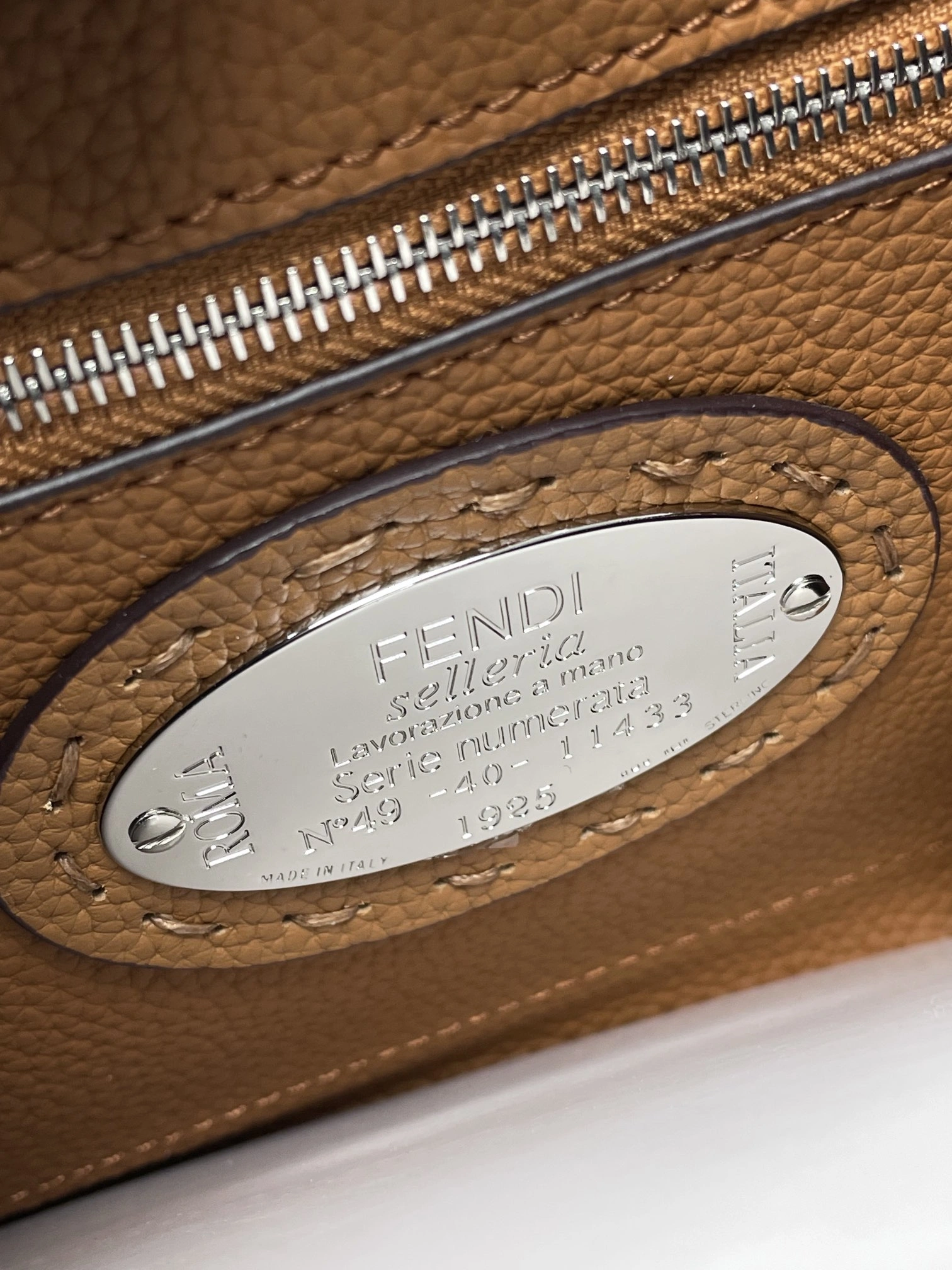Fendi Peekaboo Bags Minimalist 69843