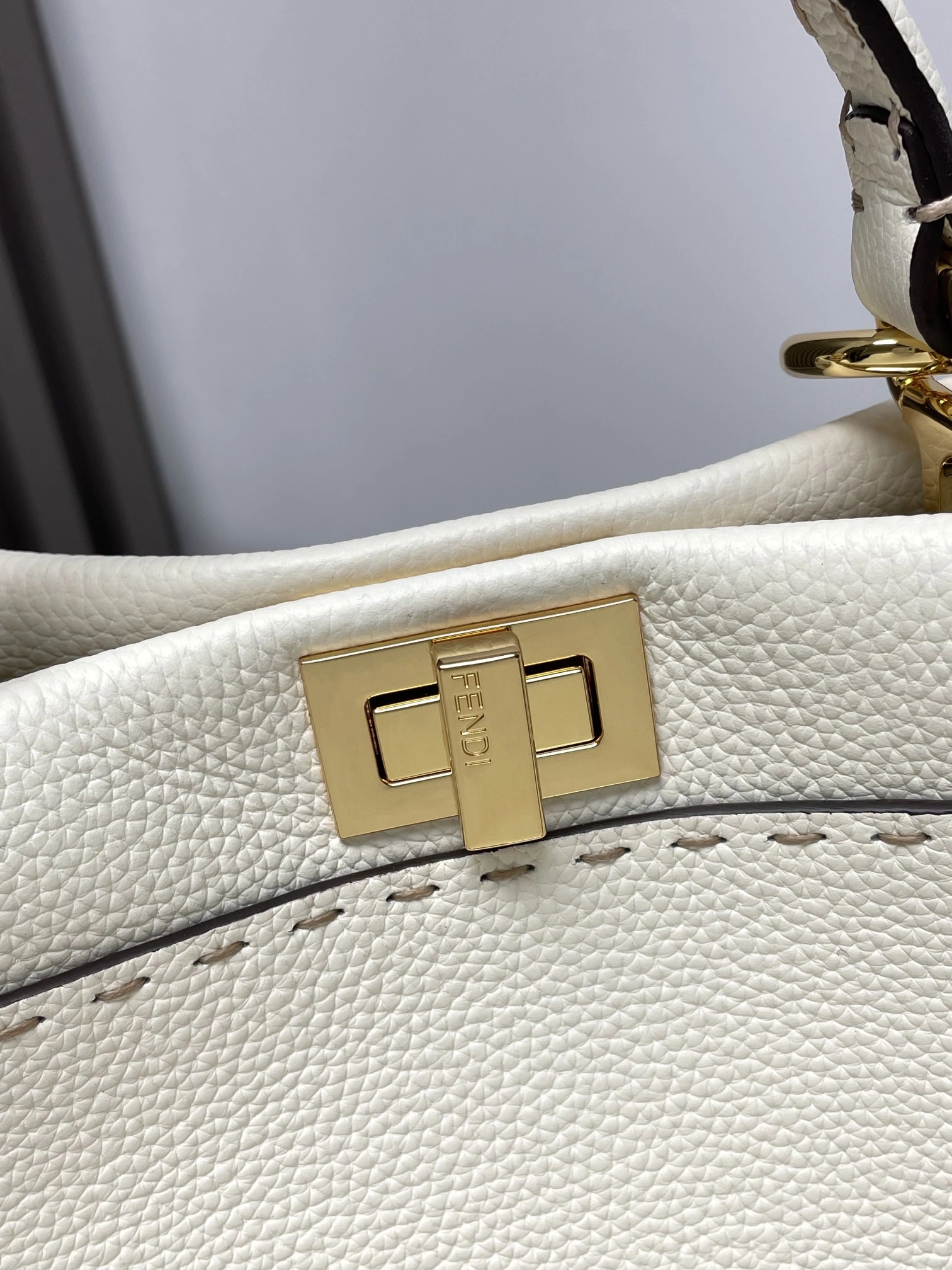 Fendi Peekaboo Bags Sporty 69848