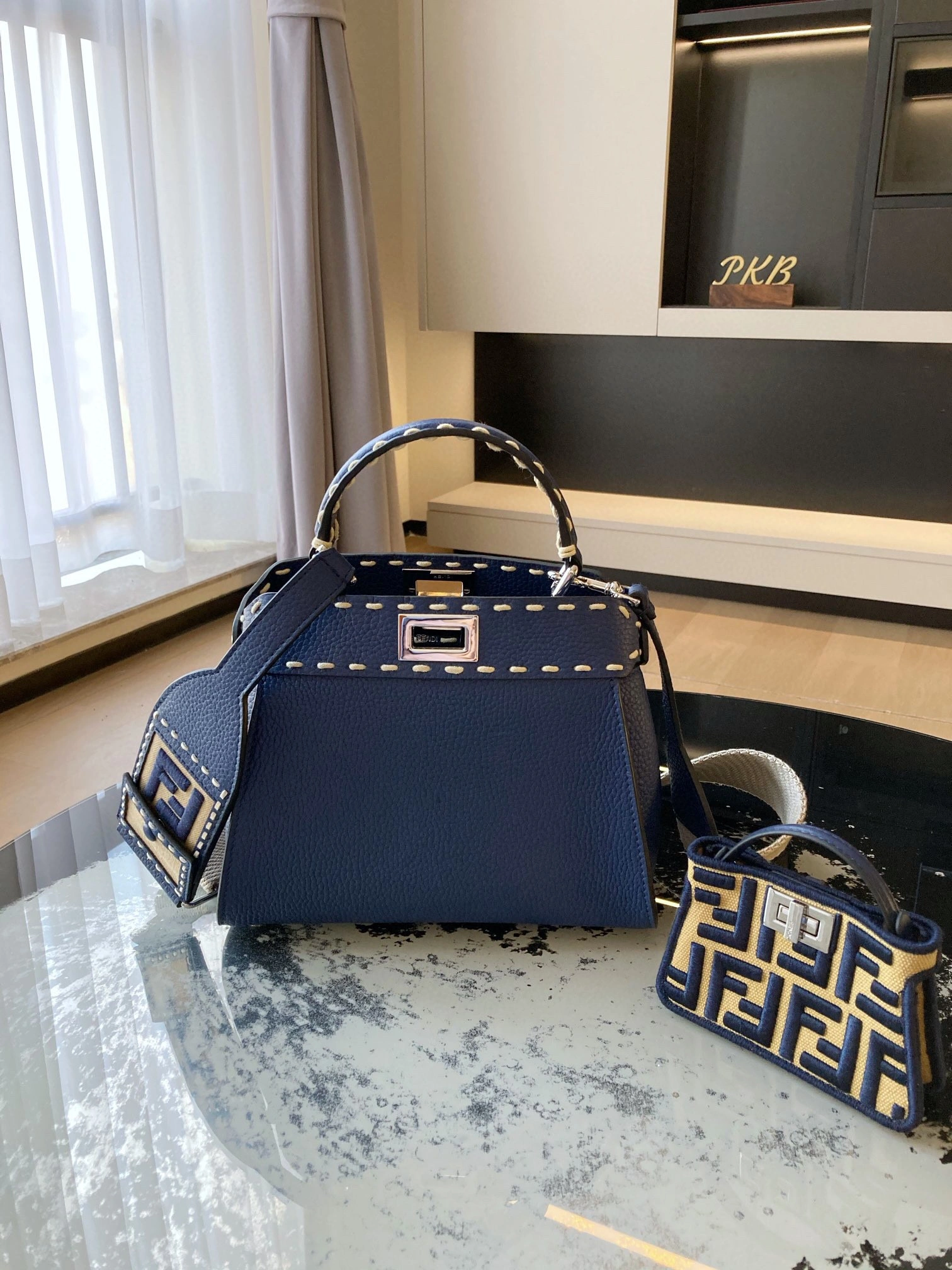 Fendi Peekaboo Bags Neat 69849