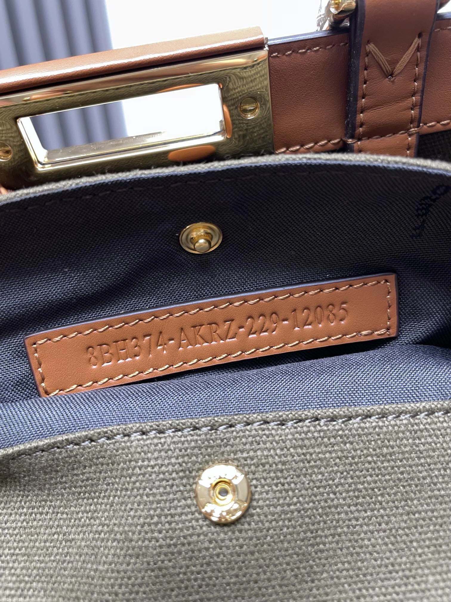 Fendi Peekaboo Bags Sophisticated 69844