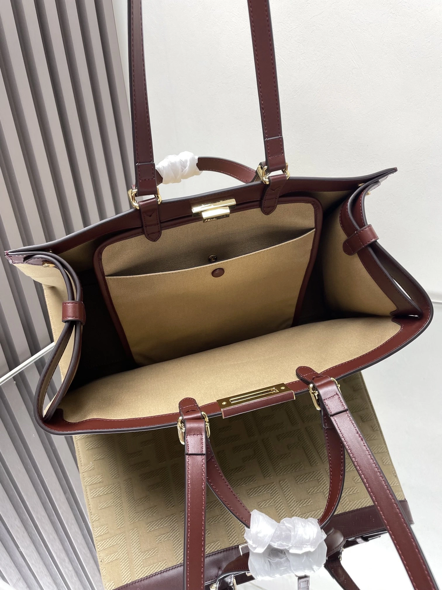 Fendi Peekaboo Bags Original 69821