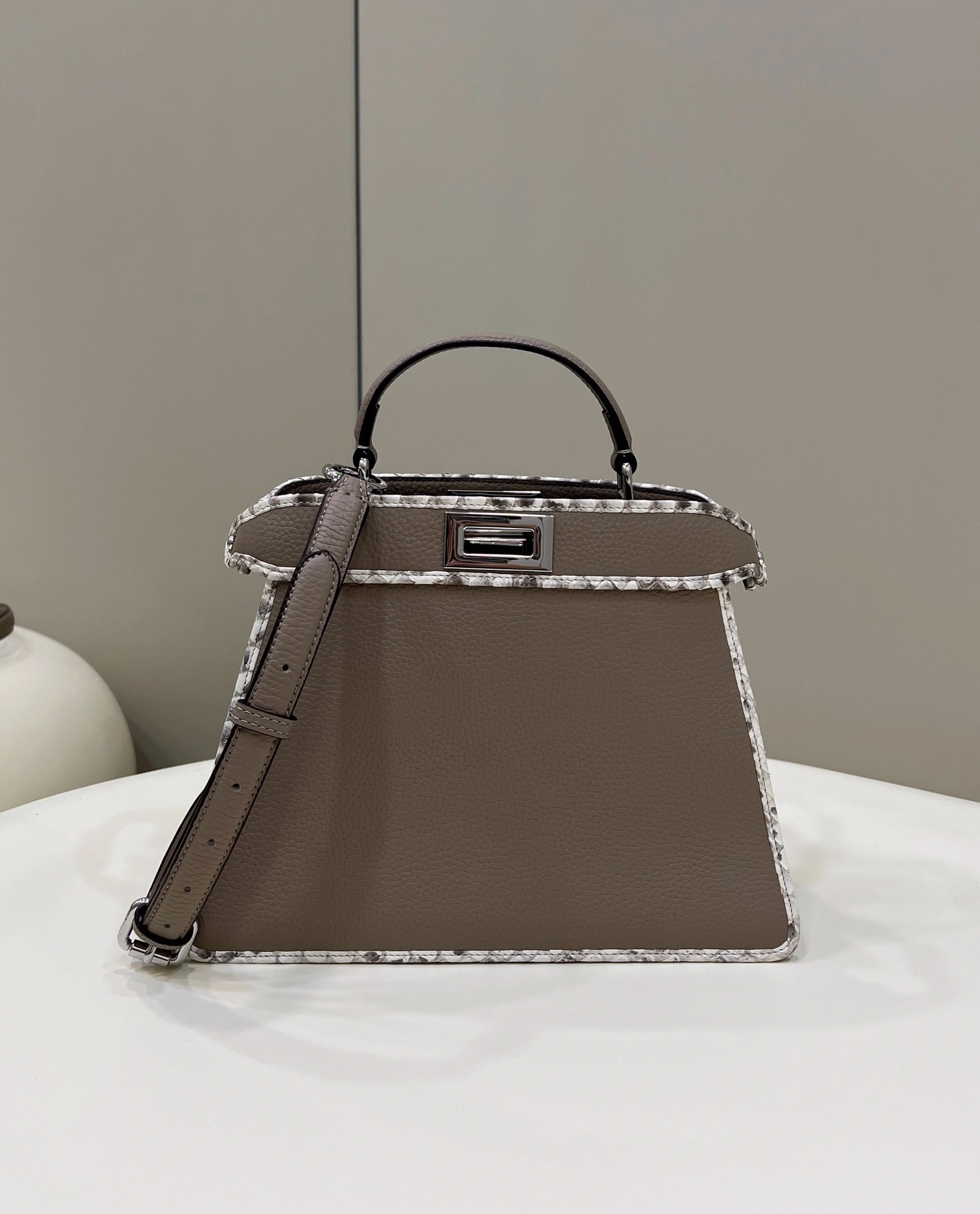 Fendi Peekaboo Bags Effortless 69827
