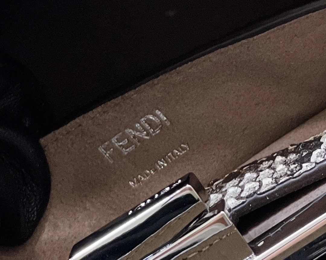 Fendi Peekaboo Bags Effortless 69827