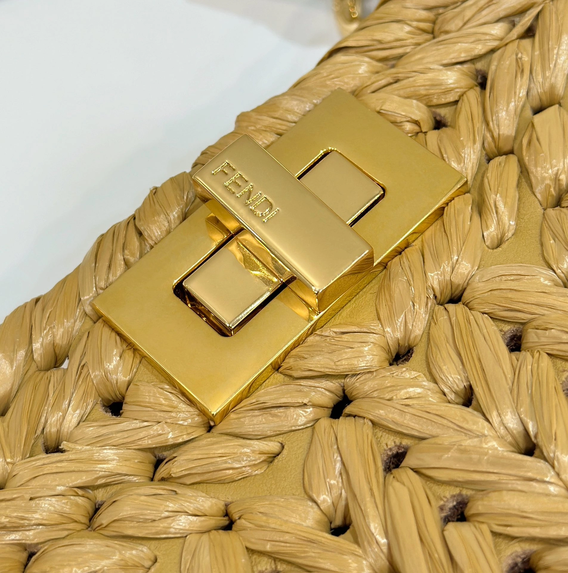 Youthful Fendi Peekaboo Bags 69853