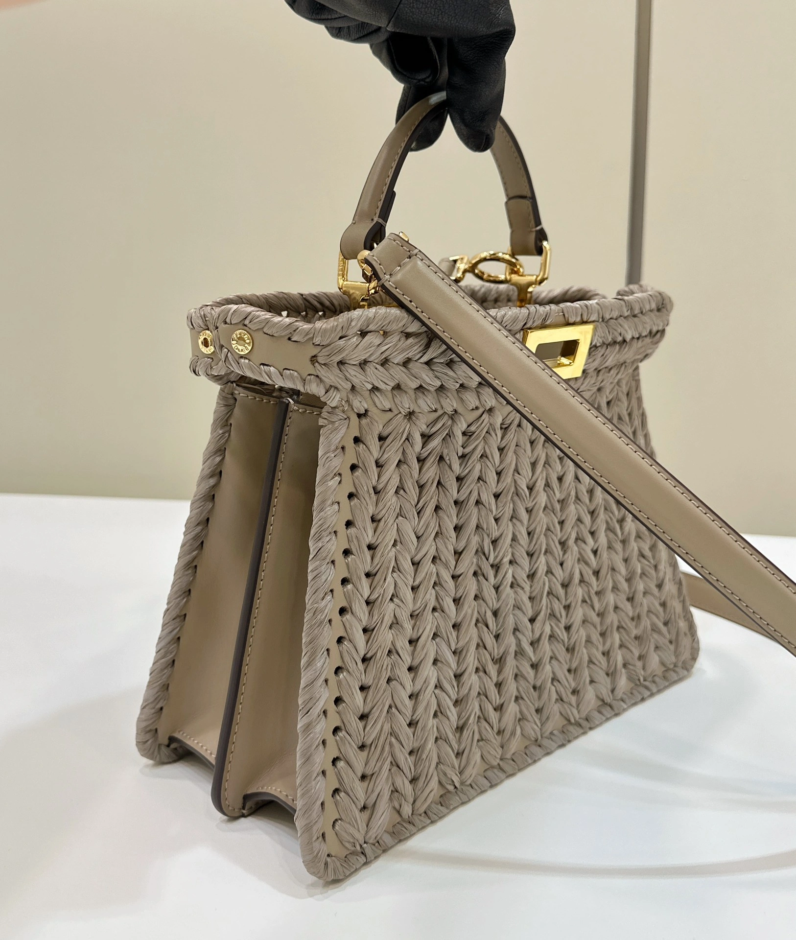 Fendi Peekaboo Bags Soft 69852