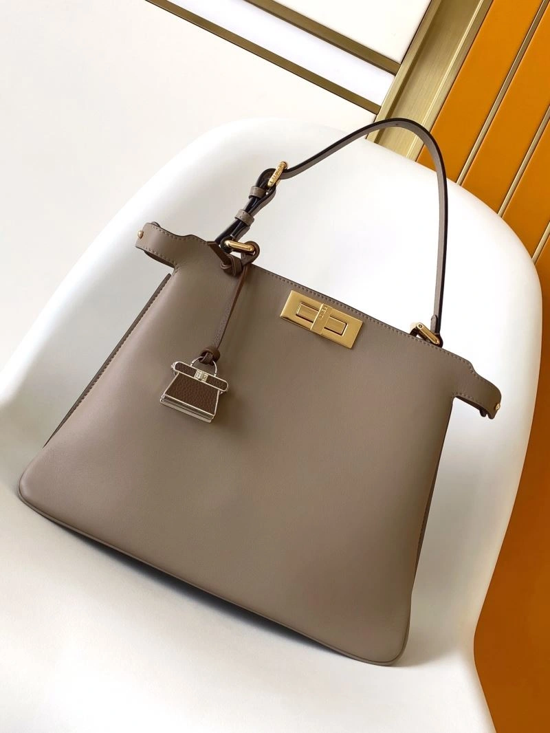 Fendi Peekaboo Bags Durable 57790