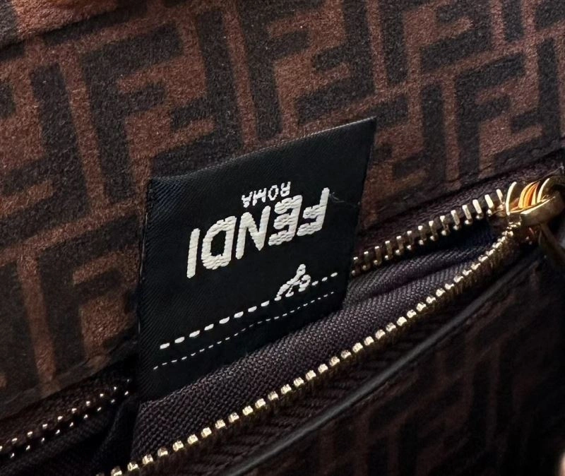 WrinkleFree Fendi Peekaboo Bags 57784