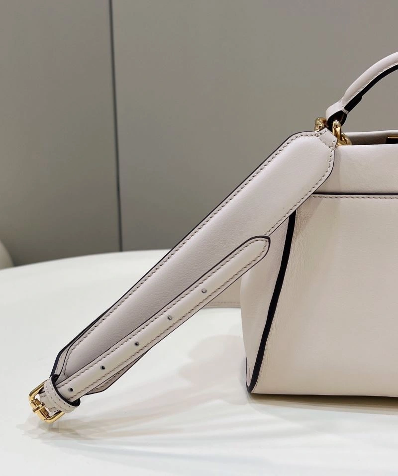 Fendi Peekaboo Bags Cozy 57783