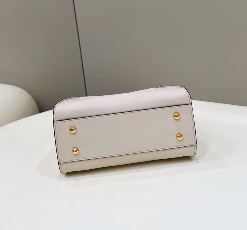 Fendi Peekaboo Bags Cozy 57783