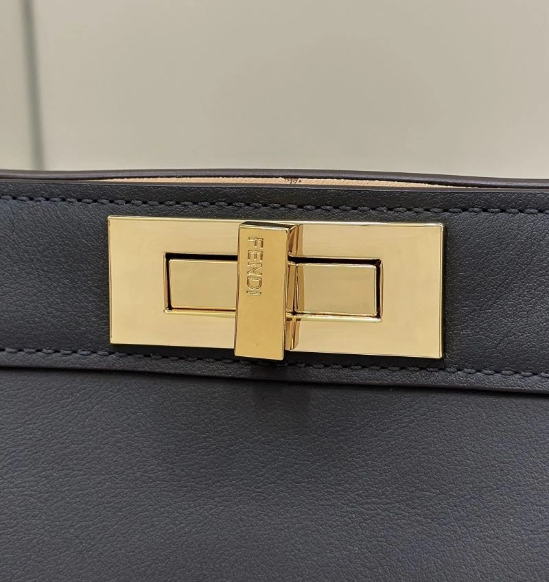 Fendi Peekaboo Bags Elegant 57821