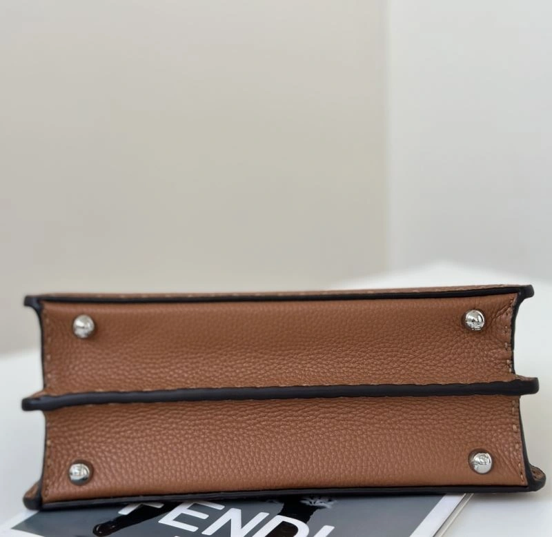 Fendi Peekaboo Bags OnTrend 57766