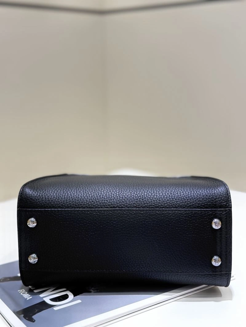 Versatile Fendi Peekaboo Bags 57755