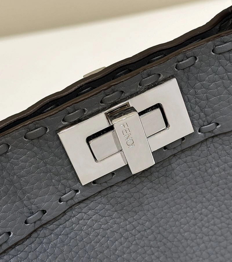 Cozy Fendi Peekaboo Bags 57749