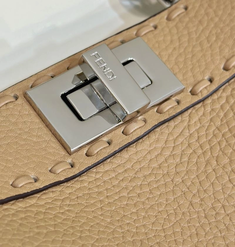 Flexible Fendi Peekaboo Bags 57823