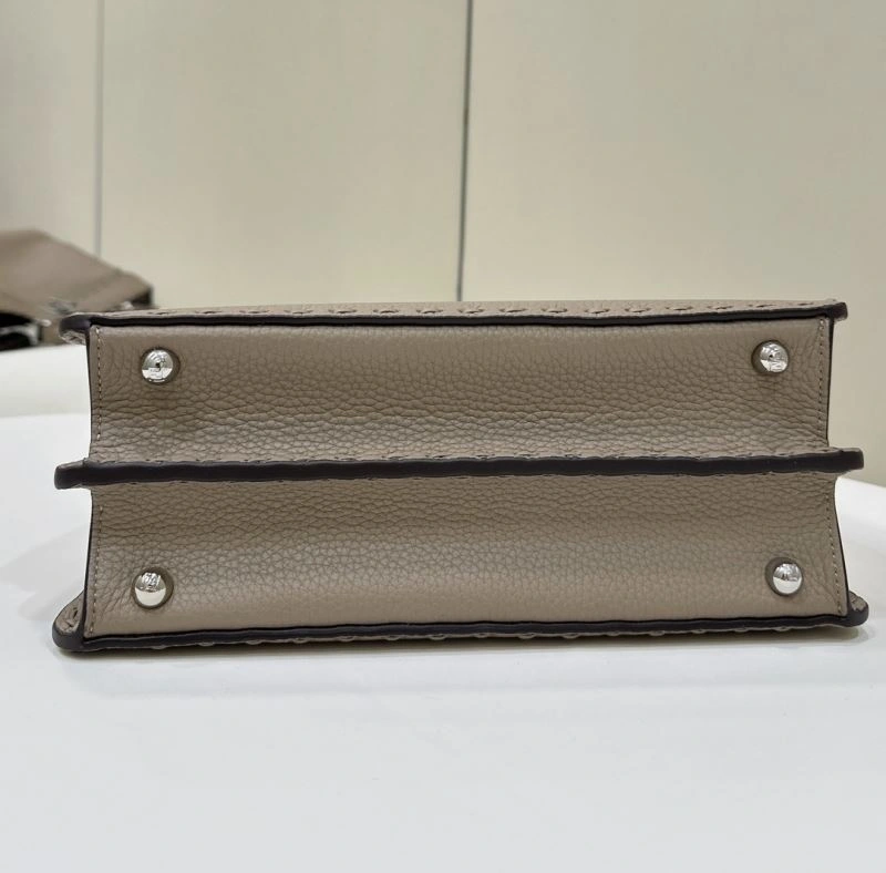 Breathable Fendi Peekaboo Bags 57743