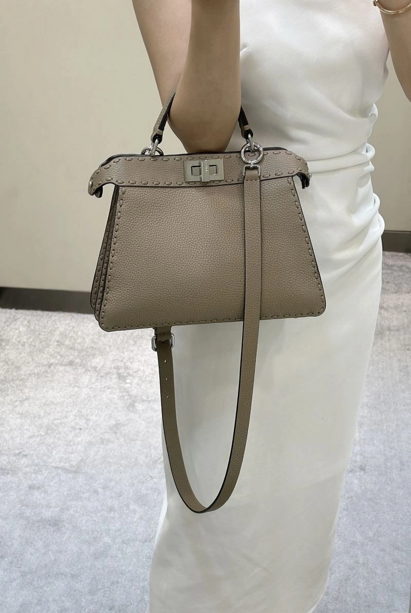 Breathable Fendi Peekaboo Bags 57743