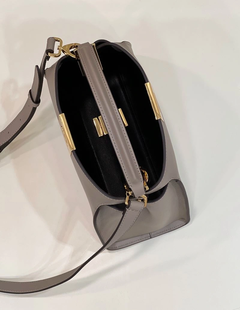 Fendi Peekaboo Bags Comfortable 57739