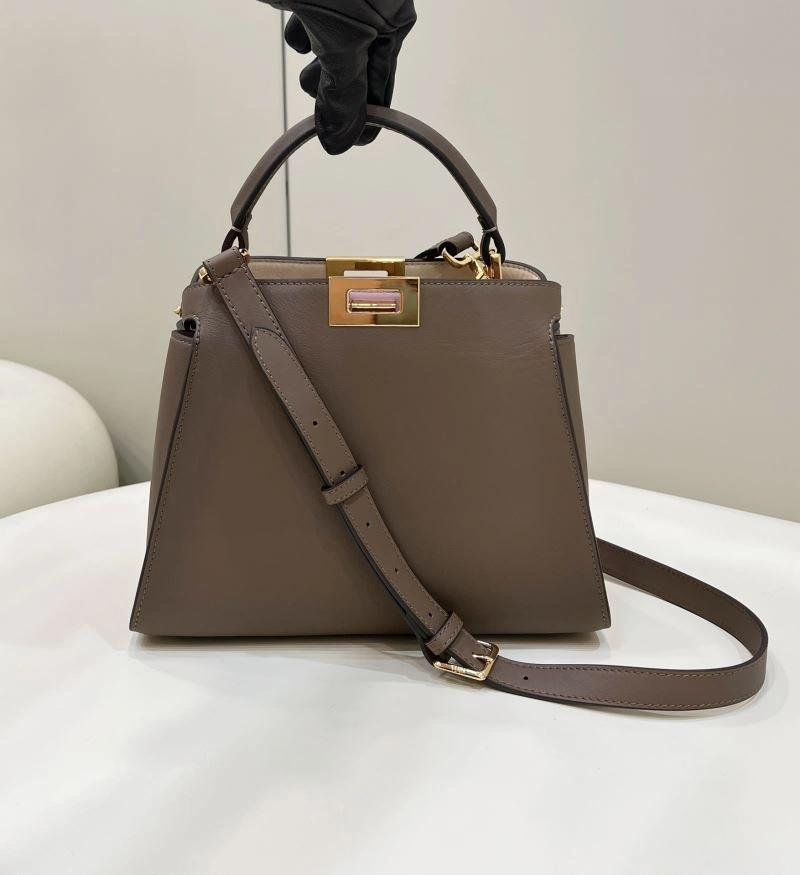 Fendi Peekaboo Bags Fashionable 57745
