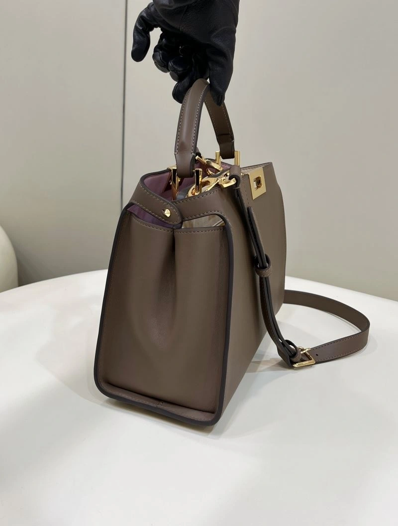 Fendi Peekaboo Bags Fashionable 57745