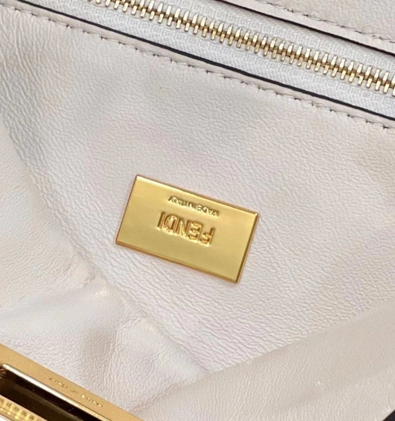 Fendi Peekaboo Bags Fashionable 57745