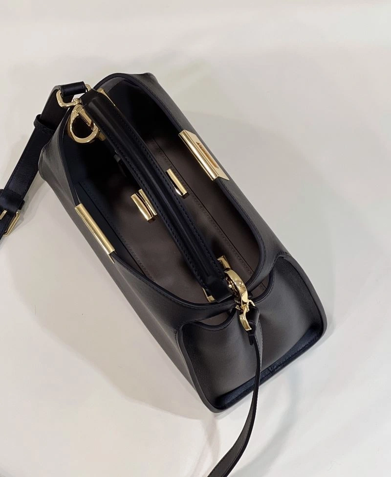 Casual Fendi Peekaboo Bags 57744