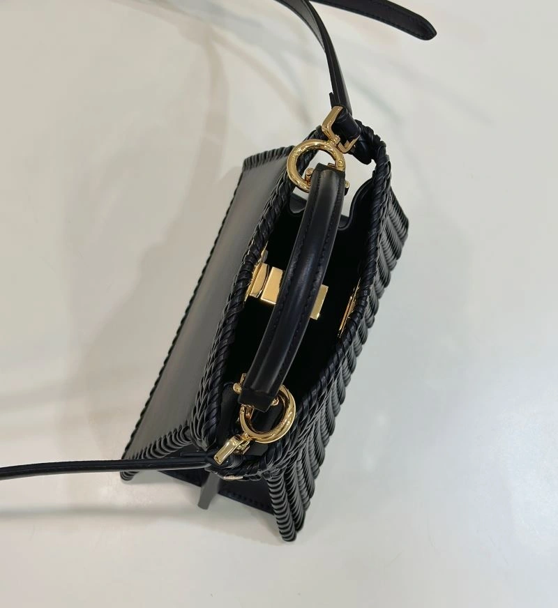 WellDesigned Fendi Peekaboo Bags 57747