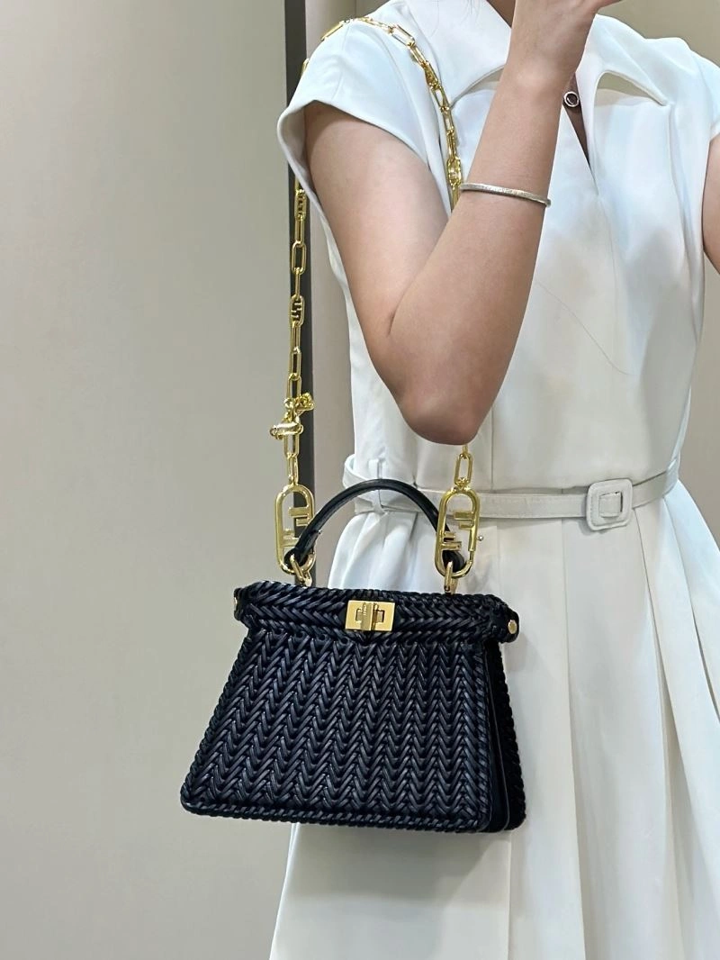 WellDesigned Fendi Peekaboo Bags 57747